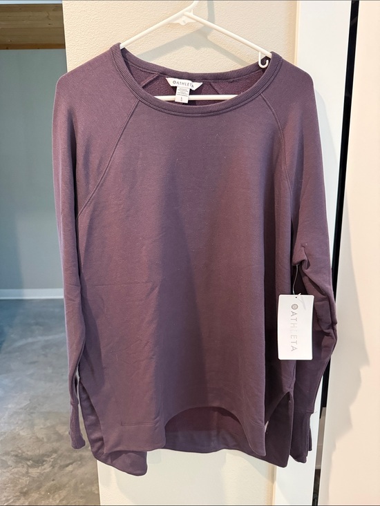 Athleta Tops - Athleta Plum Raglan Crewneck Pullover